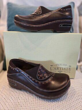 L' Artiste Burbank Clogs Leather Brown Size 36 (US 5.5/6)